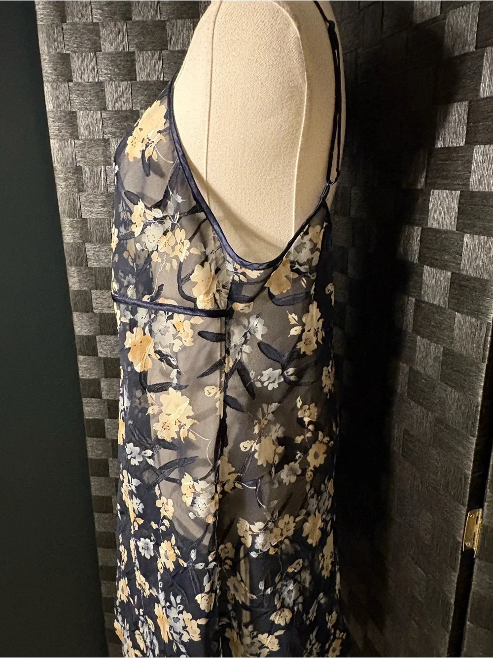 Vintage Delta Burke Sheer Floral Mesh Chemise Nightgown